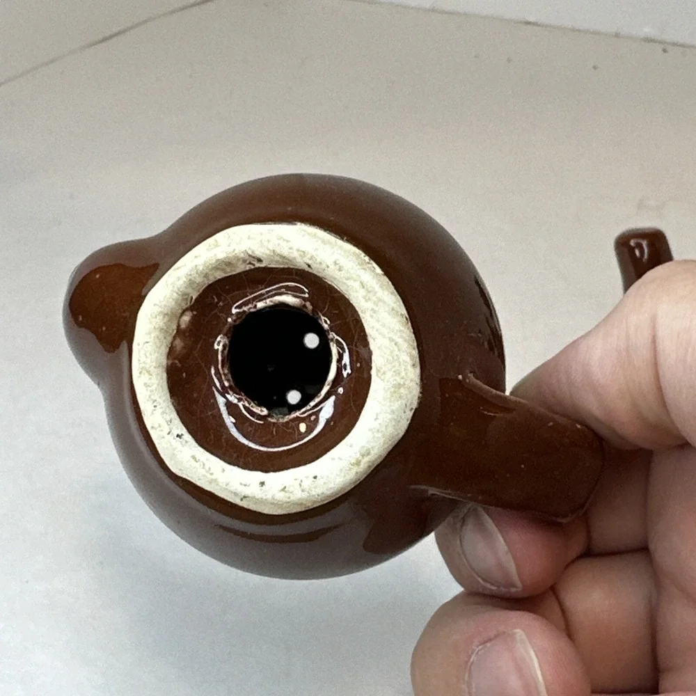 Brown Tea Pot Salt & Pepper Shakers Vintage Hand Painted Made in Japan
